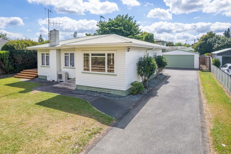 174 Fox Street, Hamilton East, Hamilton - Carousel 2