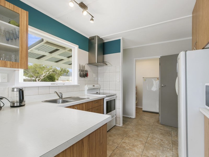 10 Bexley Grove, Wainuiomata, Lower Hutt - Carousel 2