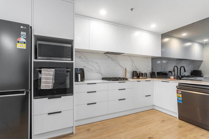 14C/89 Victoria Street West, Auckland Central, Auckland - Carousel 1