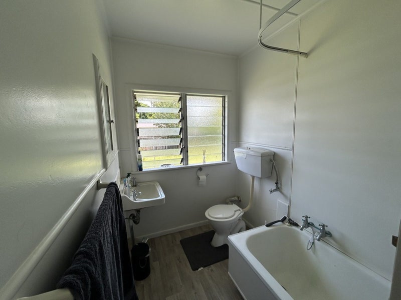 46 Sandwich Road, St Andrews, Hamilton - Carousel 6