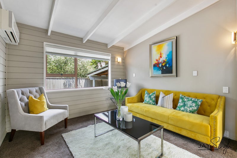 7 Monument Road, Papakura - Carousel 1