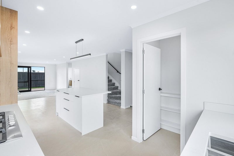 14 Gaylard Avenue, Chartwell, Hamilton - Carousel 2