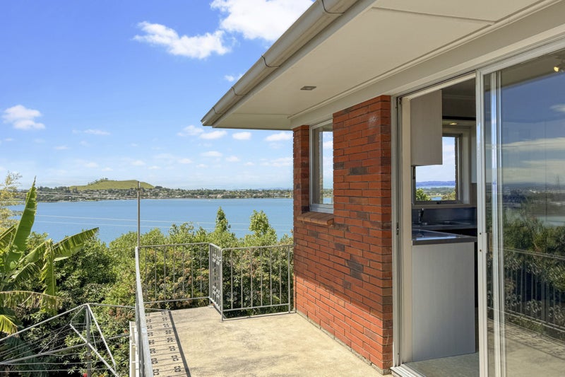 54A Seacliffe Road, Hillsborough, Auckland - Carousel 1