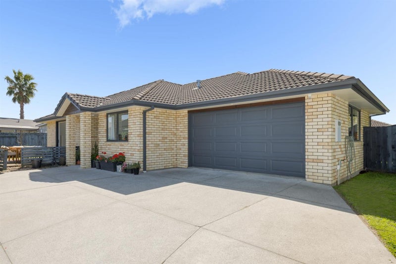 28 Twin Oak Avenue, Papamoa Beach, Papamoa - Carousel 2