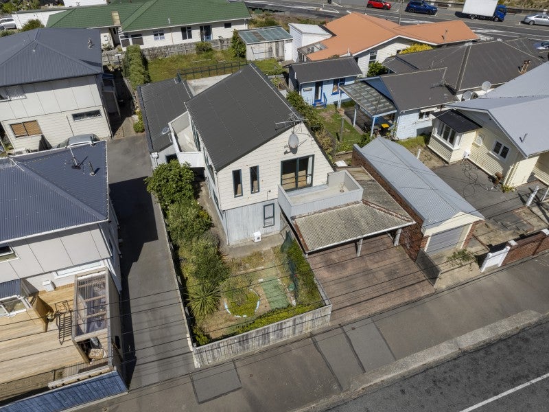 201 Queens Drive, Lyall Bay, Wellington - Carousel 2