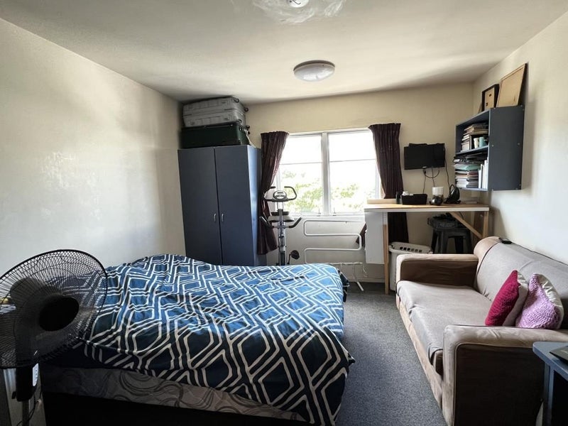 23/4 Sussex Street, Mount Cook, Wellington - Carousel 2