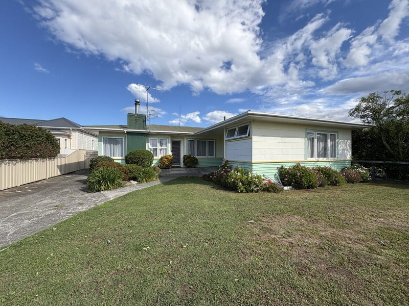 7 Bowling Road, Greenmeadows, Napier - Carousel 1