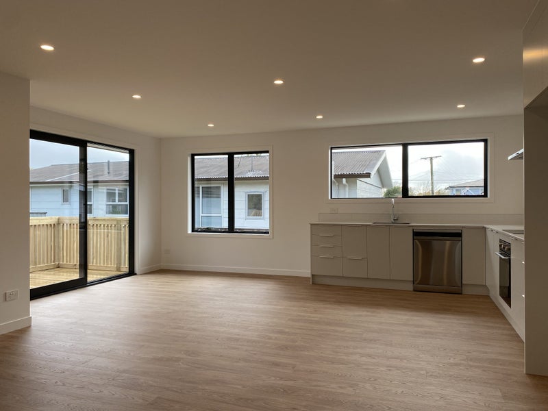 233 Fox Street, Hamilton East, Hamilton - Carousel 2
