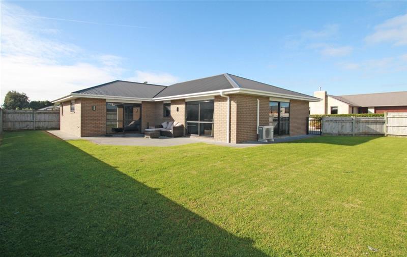 118 Wills Road, Bell Block, New Plymouth - Carousel 1