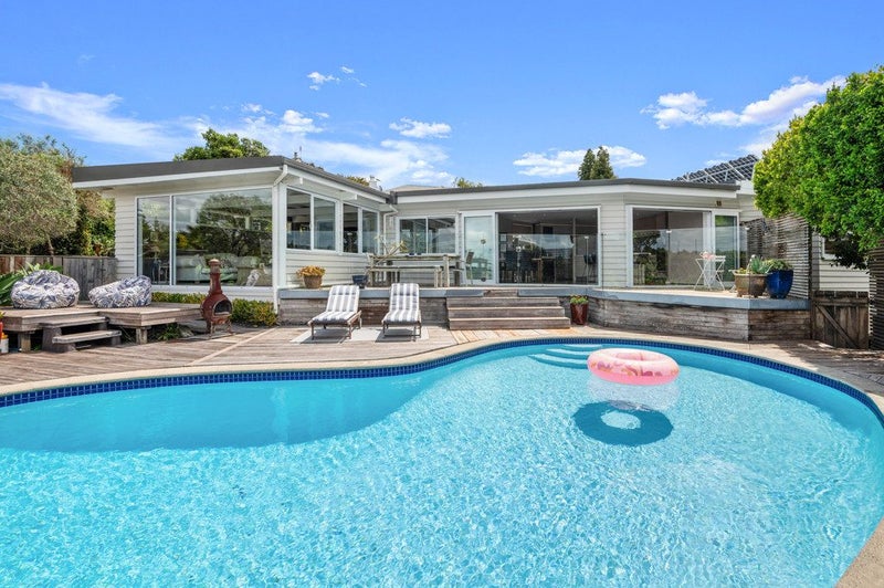 22A Vanessa Crescent, Glendowie, Auckland - Carousel 1