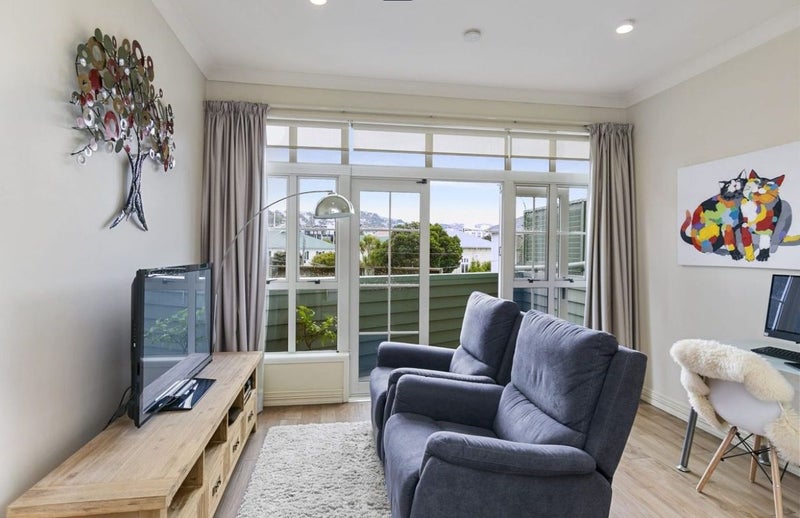 38 Pipitea Street, Thorndon, Wellington - Carousel 2