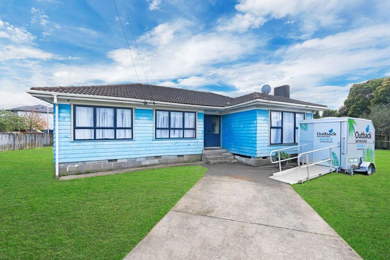 64 Orams Road, Hillpark, Auckland - Carousel 1