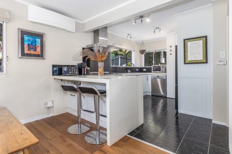 40 Postgate Drive, Whitby, Porirua - Carousel 2