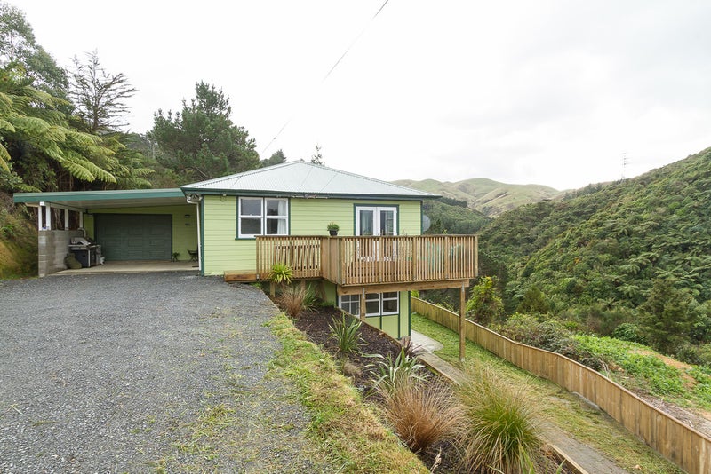 112 Hill Road, Belmont, Lower Hutt - Carousel 1