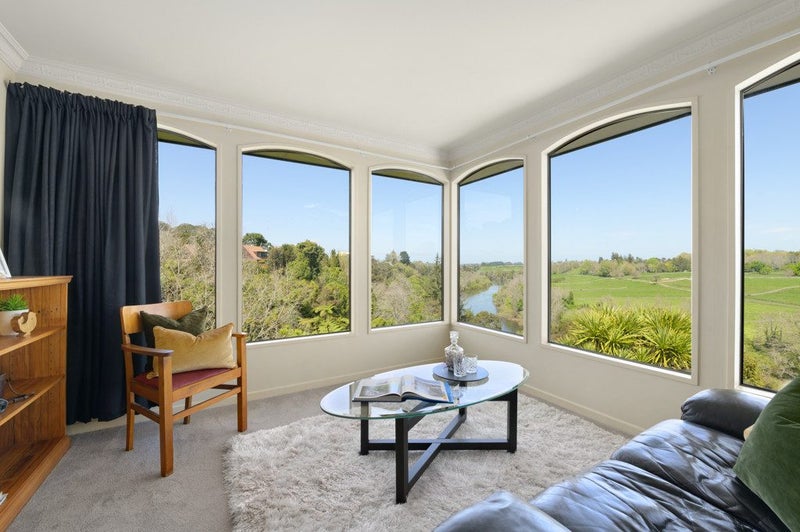 38 Silva Crescent, Riverlea, Hamilton - Carousel 1