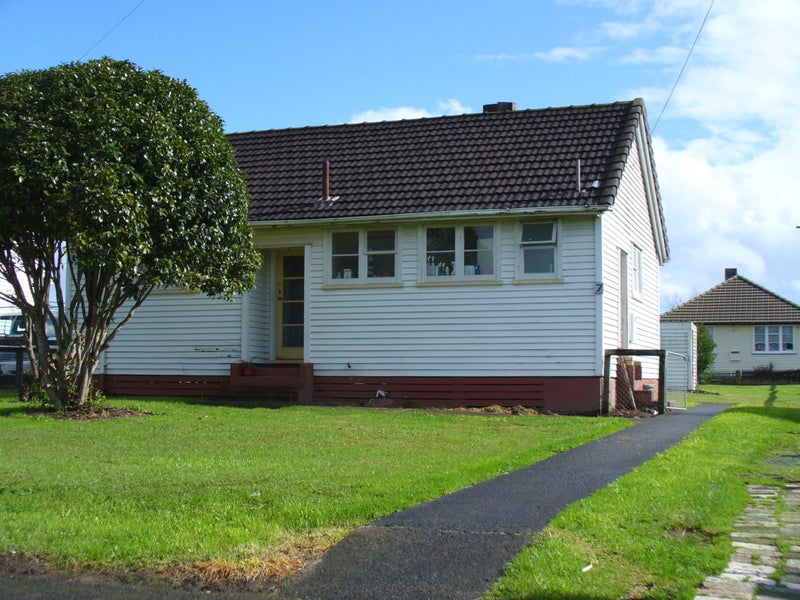 7 Leslie Place, Deanwell, Hamilton - Carousel 6