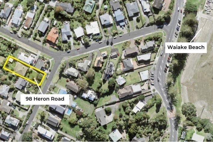 98 Hebron Road, Waiake, Auckland - Carousel 2