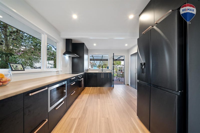 8 Totara Street, Trentham, Upper Hutt - Carousel 1