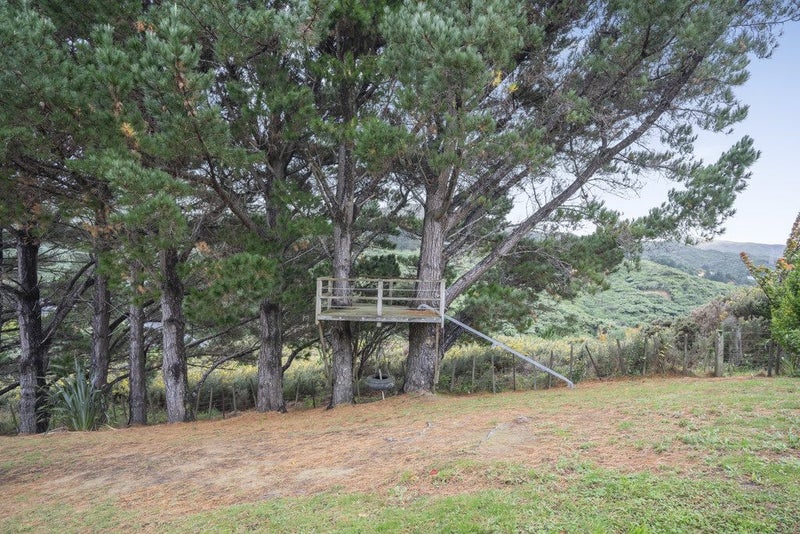 34 Kaitangata Crescent, Kelson, Lower Hutt - Carousel 26