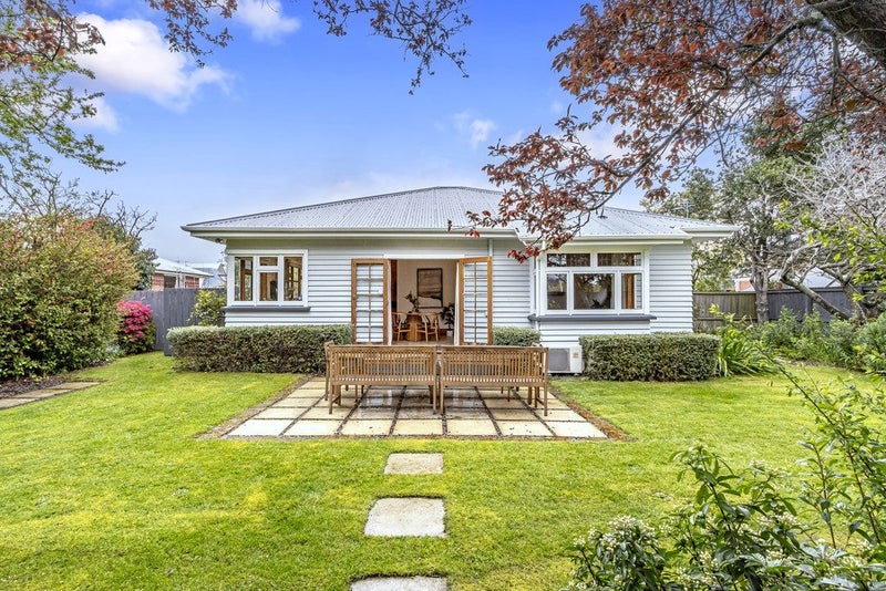 4 Blighs Road, Bryndwr, Christchurch - Carousel 1