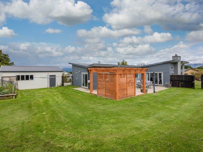 7 Ellie Place, Wanaka - Carousel 19