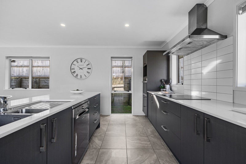 17 Kirk Lane, Ohauiti, Tauranga - Carousel 2