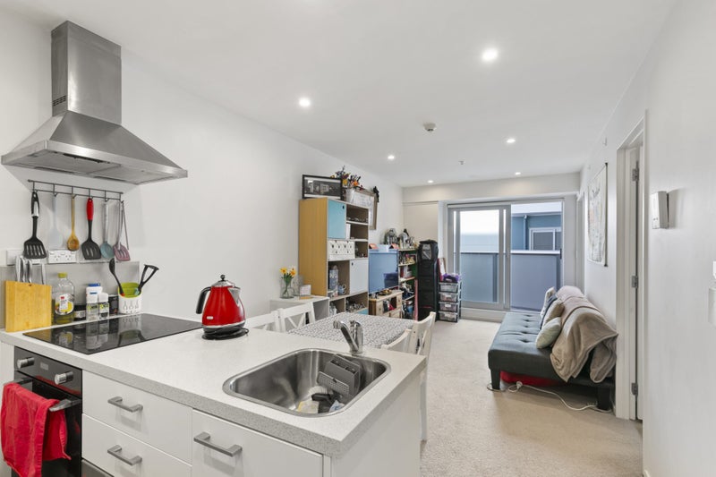 707/74 Taranaki Street, Te Aro, Wellington - Carousel 2