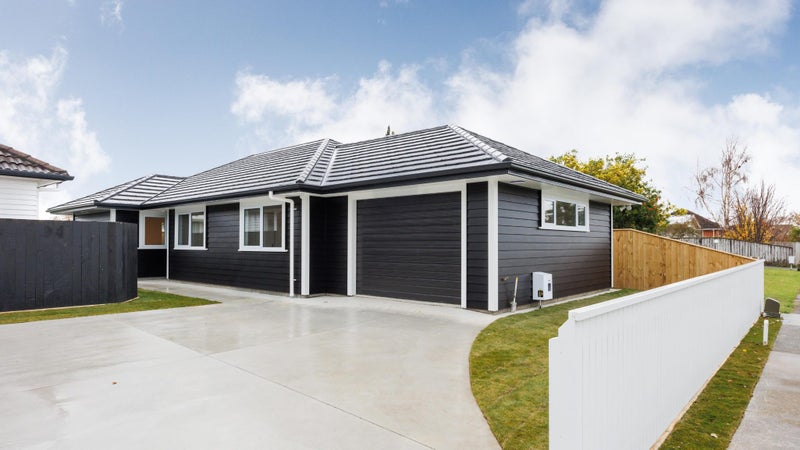 1B London Terrace, Awapuni, Palmerston North - Carousel 1