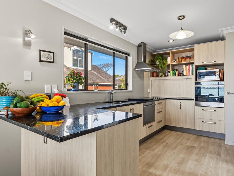 18A Harbour Drive, Otumoetai, Tauranga - Carousel 2