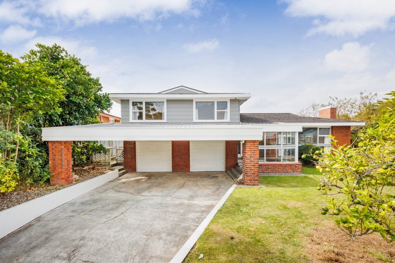 10 Westhaven Grove, Takaro, Palmerston North - Carousel 1