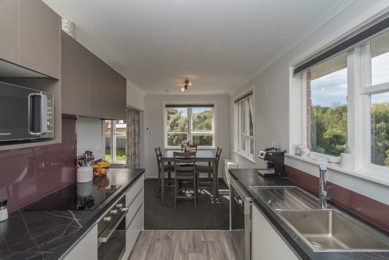 34 Matai Crescent, Highfield, Timaru - Carousel 2