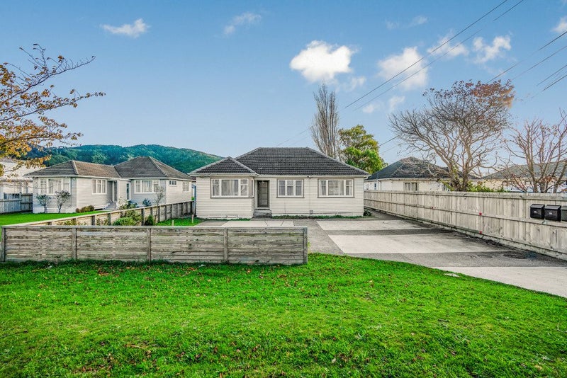 9 Fitzherbert Road, Wainuiomata, Lower Hutt - Carousel 1