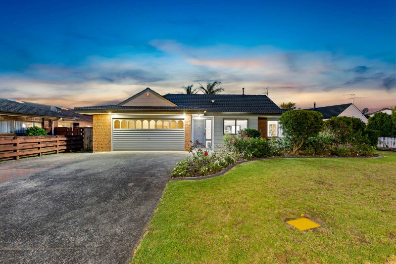 53 Carnoustie Drive, Wattle Downs, Auckland - Carousel 1