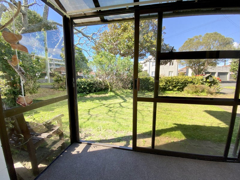 11B Atkin Avenue, Mission Bay, Auckland - Carousel 10