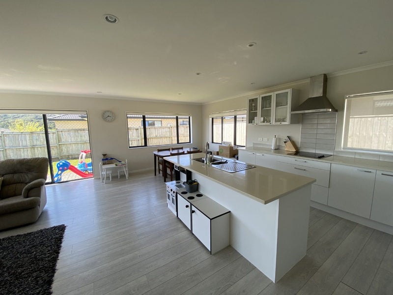 4 Pohue Avenue, Huapai, Kumeu - Carousel 2