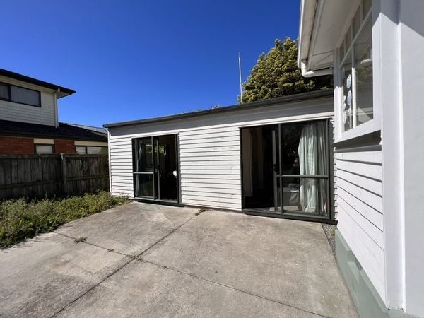 29 Wharenui Road, Upper Riccarton, Christchurch - Carousel 2