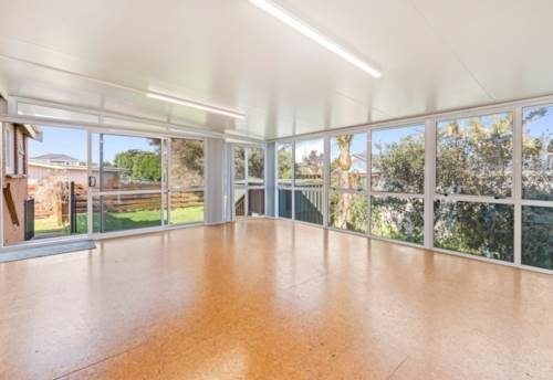 2/187 Bucklands Beach Road, Bucklands Beach, Auckland - Carousel 2