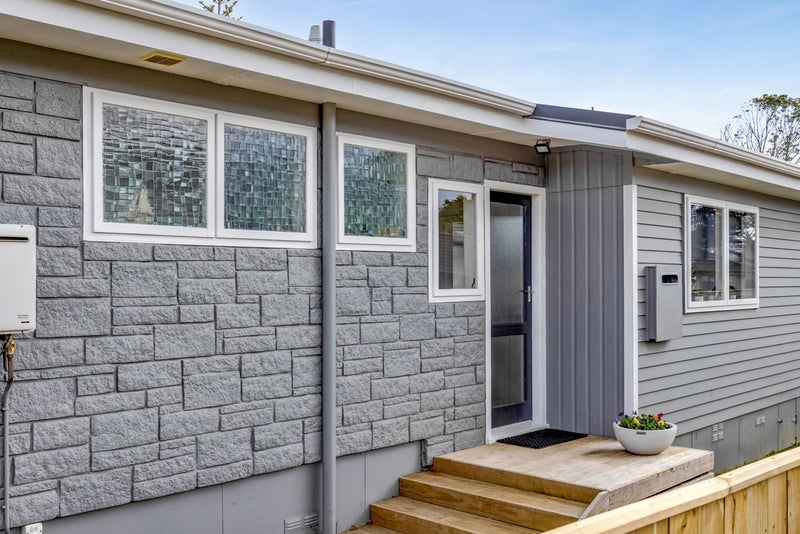 11 Chesney Street, Bell Block, New Plymouth - Carousel 1