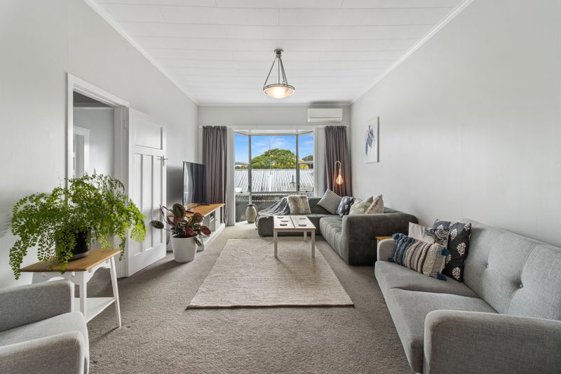 3A Walsh Street, Forest Lake, Hamilton - Carousel 1