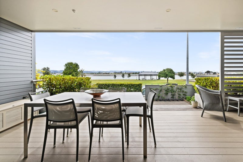 210/7 Humber Street, Pandora, Napier - Carousel 1