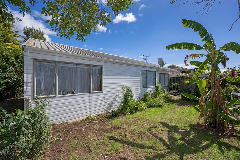 6A Denize Road, Wesley, Auckland - Carousel 1