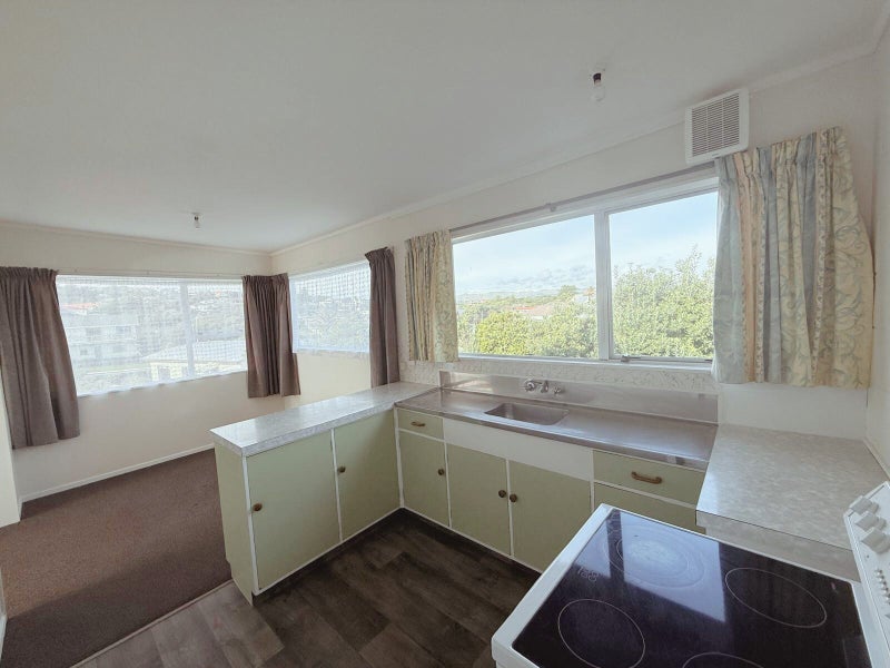 7A Terrace Road, Titahi Bay, Porirua - Carousel 2