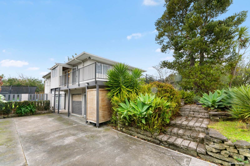 6 Collie Street, Hillpark, Auckland - Carousel 2