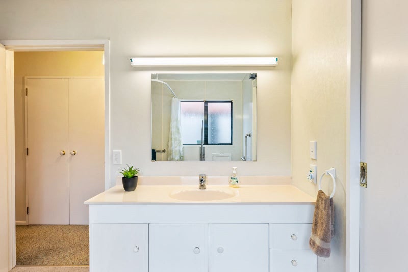 594C Fergusson Drive, Trentham, Upper Hutt - Carousel 19