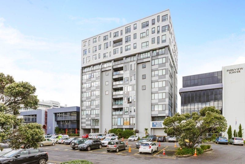 1111/17 Putney Way, Manukau, Auckland - Carousel 2