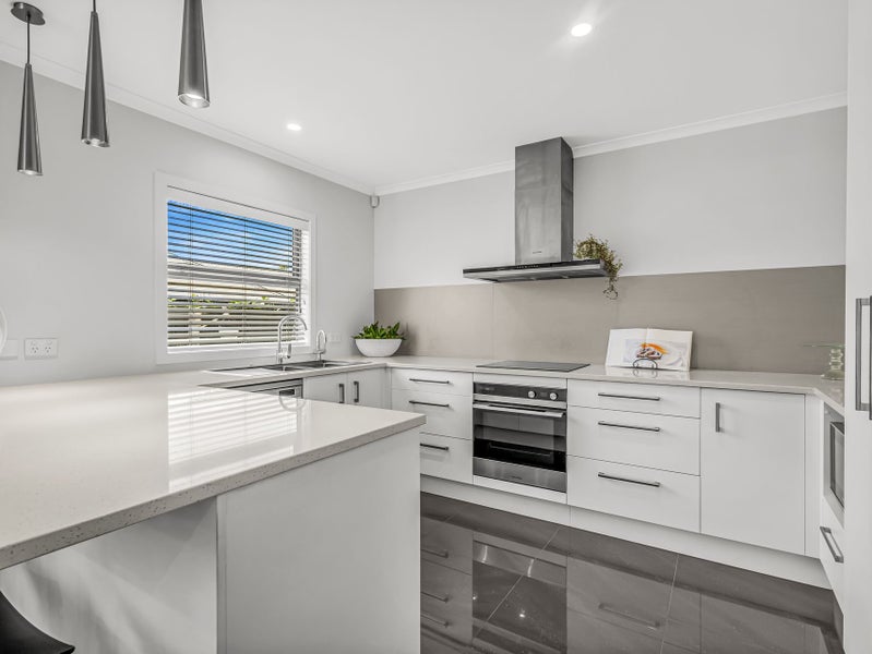 83C Fitzroy Street, Terrace End, Palmerston North - Carousel 2