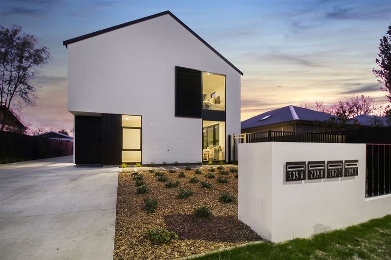 209C Cranford Street, St Albans, Christchurch - Carousel 1