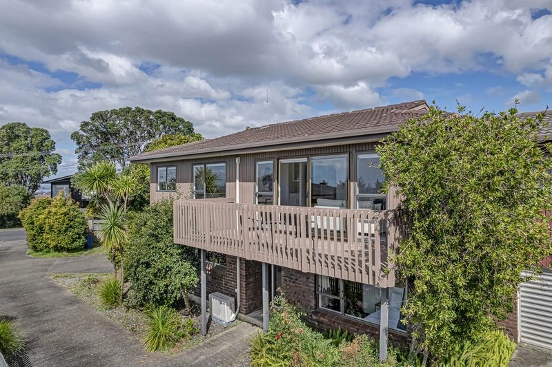 1/20 Castor Bay Road, Castor Bay, Auckland - Carousel 2