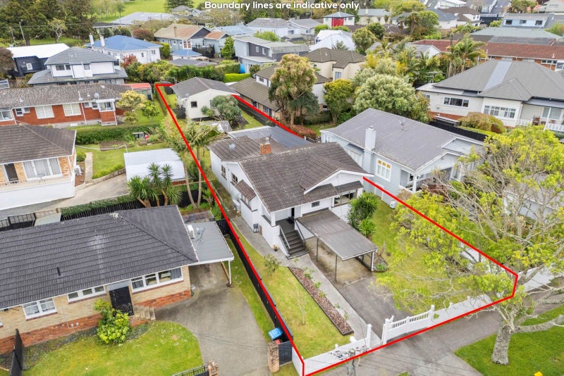2 Amaru Road, One Tree Hill, Auckland - Carousel 1