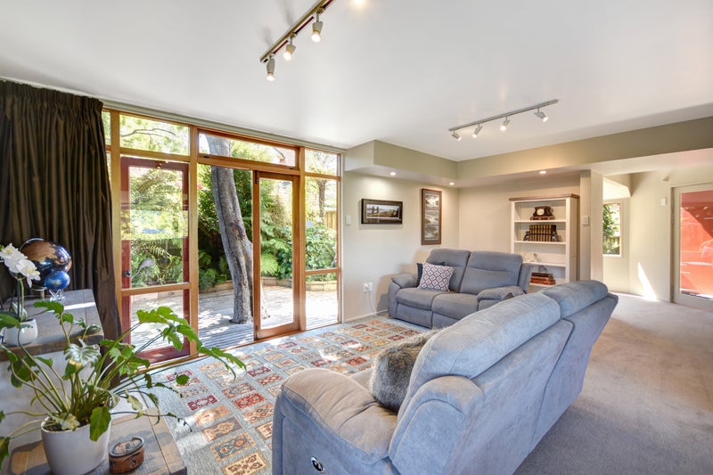 7 Lynwood Avenue, Maori Hill, Dunedin - Carousel 2